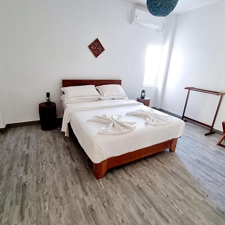 Lea Spa Hotel Maafushi Esterno foto