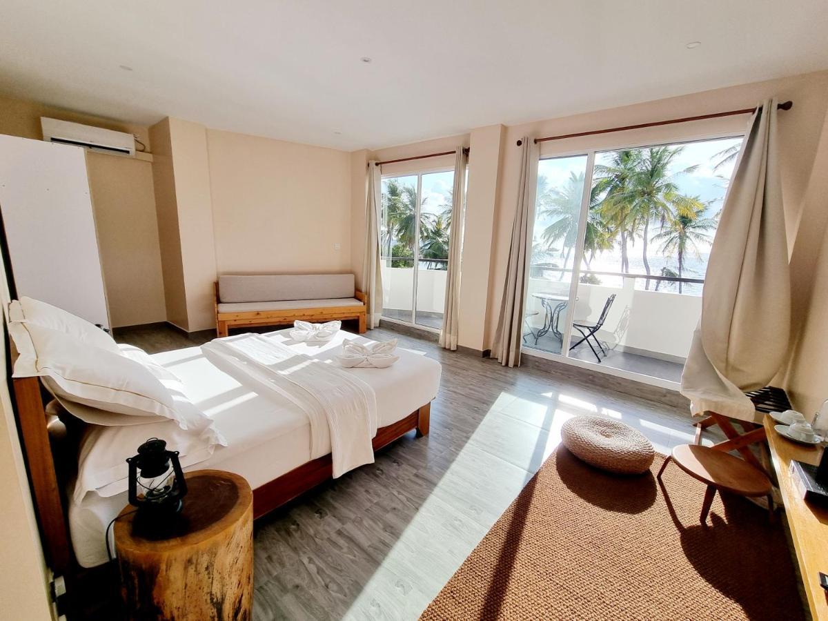 Lea Spa Hotel Maafushi Esterno foto