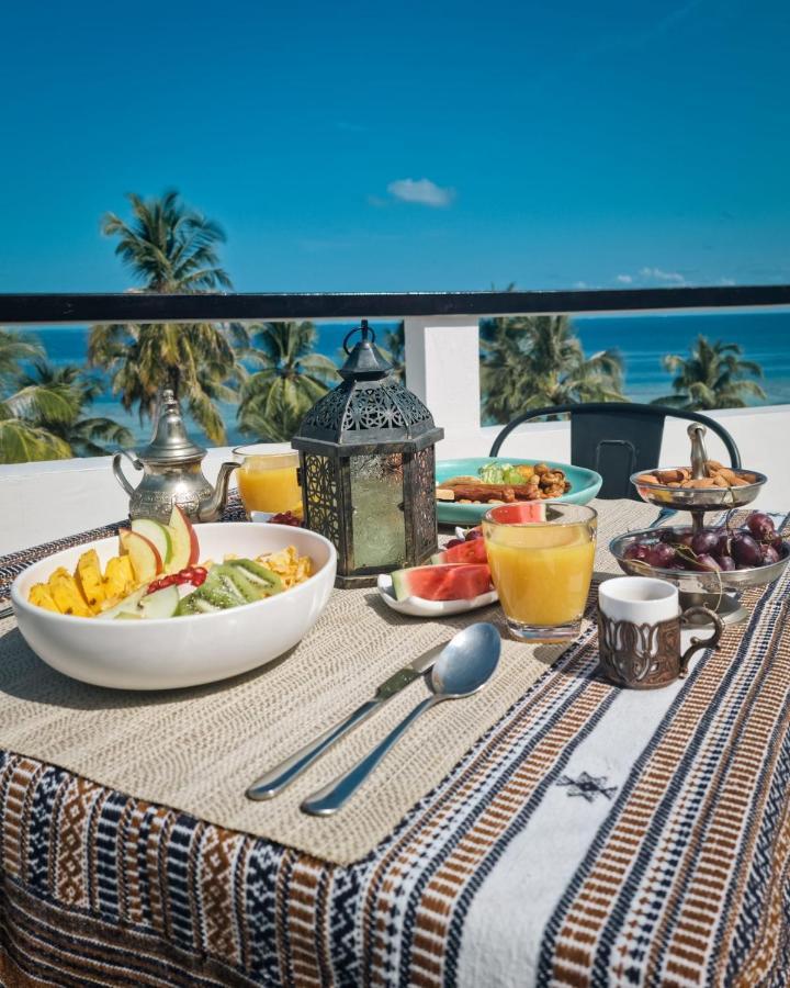Lea Spa Hotel Maafushi Esterno foto