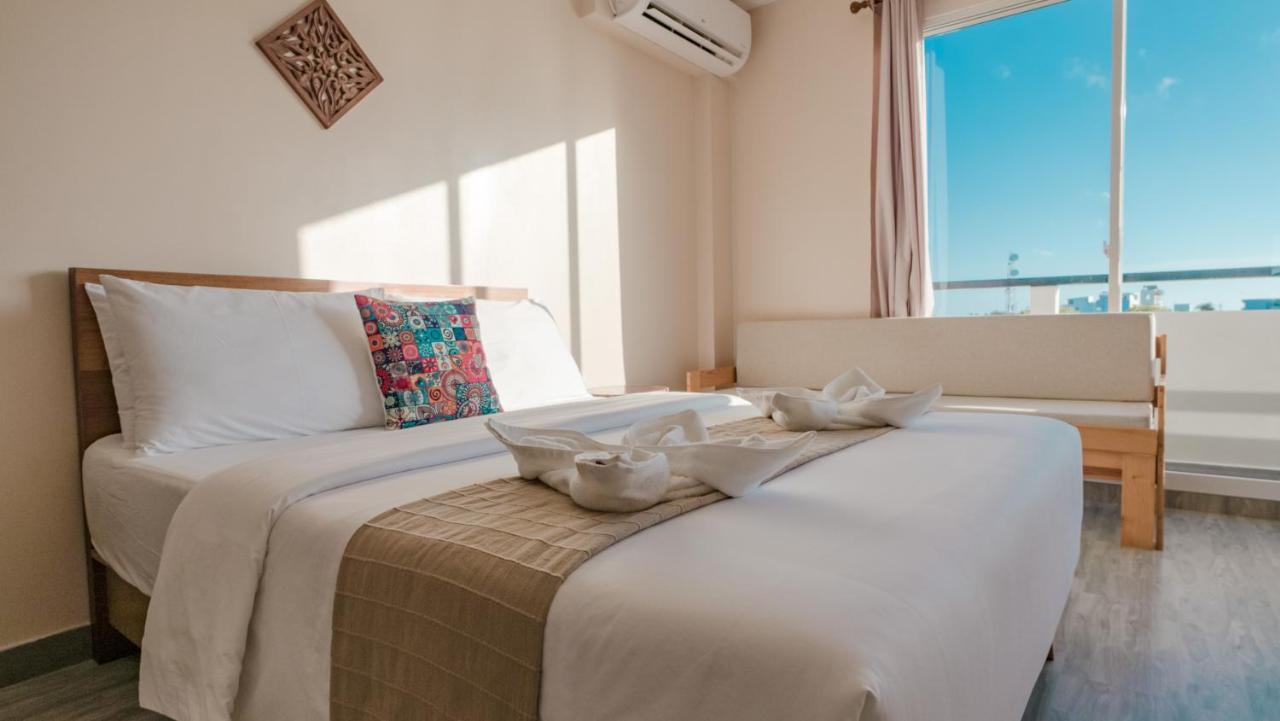 Lea Spa Hotel Maafushi Esterno foto