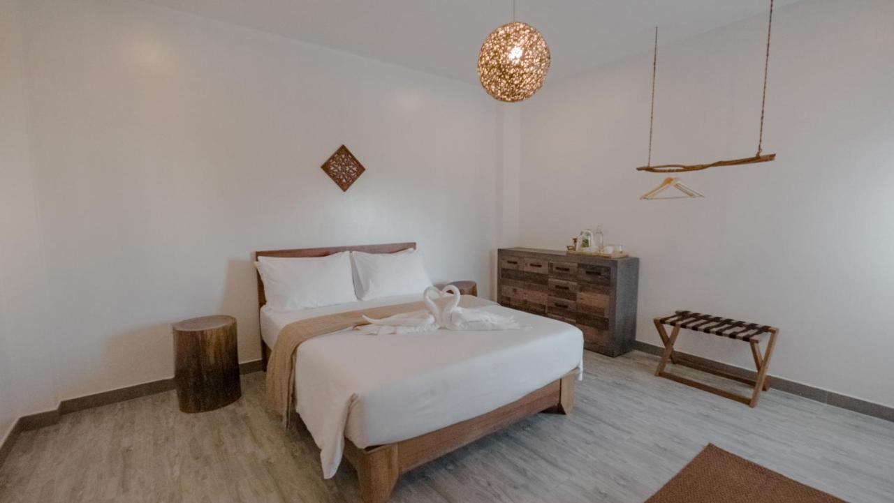 Lea Spa Hotel Maafushi Esterno foto