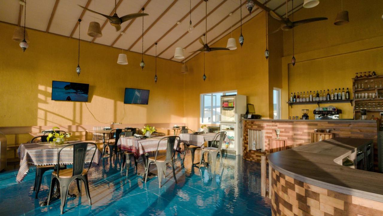 Lea Spa Hotel Maafushi Esterno foto