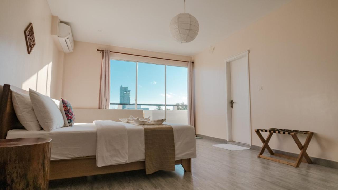 Lea Spa Hotel Maafushi Esterno foto